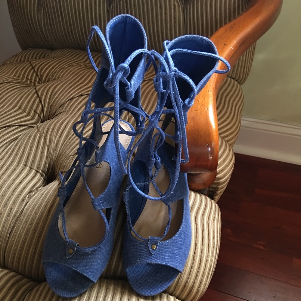 New jeans shoes.